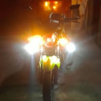 Motociklo priekinis žibintas 12V 30W 1200LMW moto rūko lampMotorbike dėmesio U2 LED Vairavimo automobilio Rūko Vietoje moto Galvos Šviesos Žibintas DRL